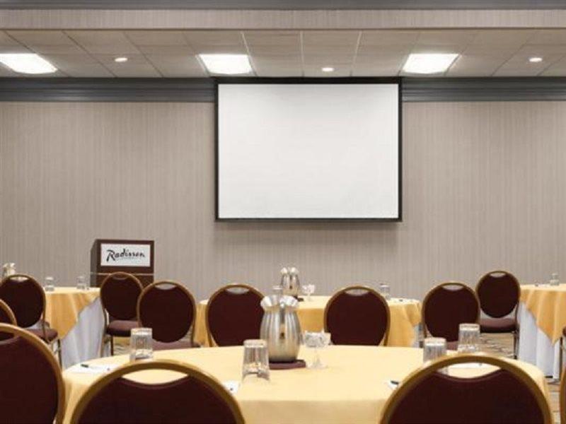 Radisson Hotel Fort Worth North-Fossil Creek Ngoại thất bức ảnh